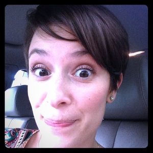 Meet your Posher, Jennifer